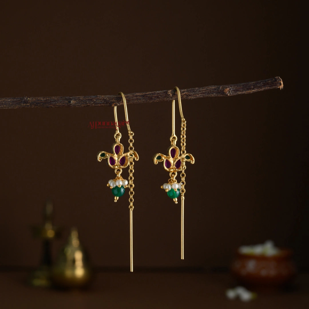Sleek Kemp Sui Dhaga Earring - Ruby With Green