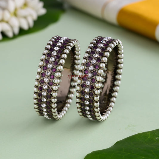 Black Polish Precious Kemp With White Stone Bangle - Pair