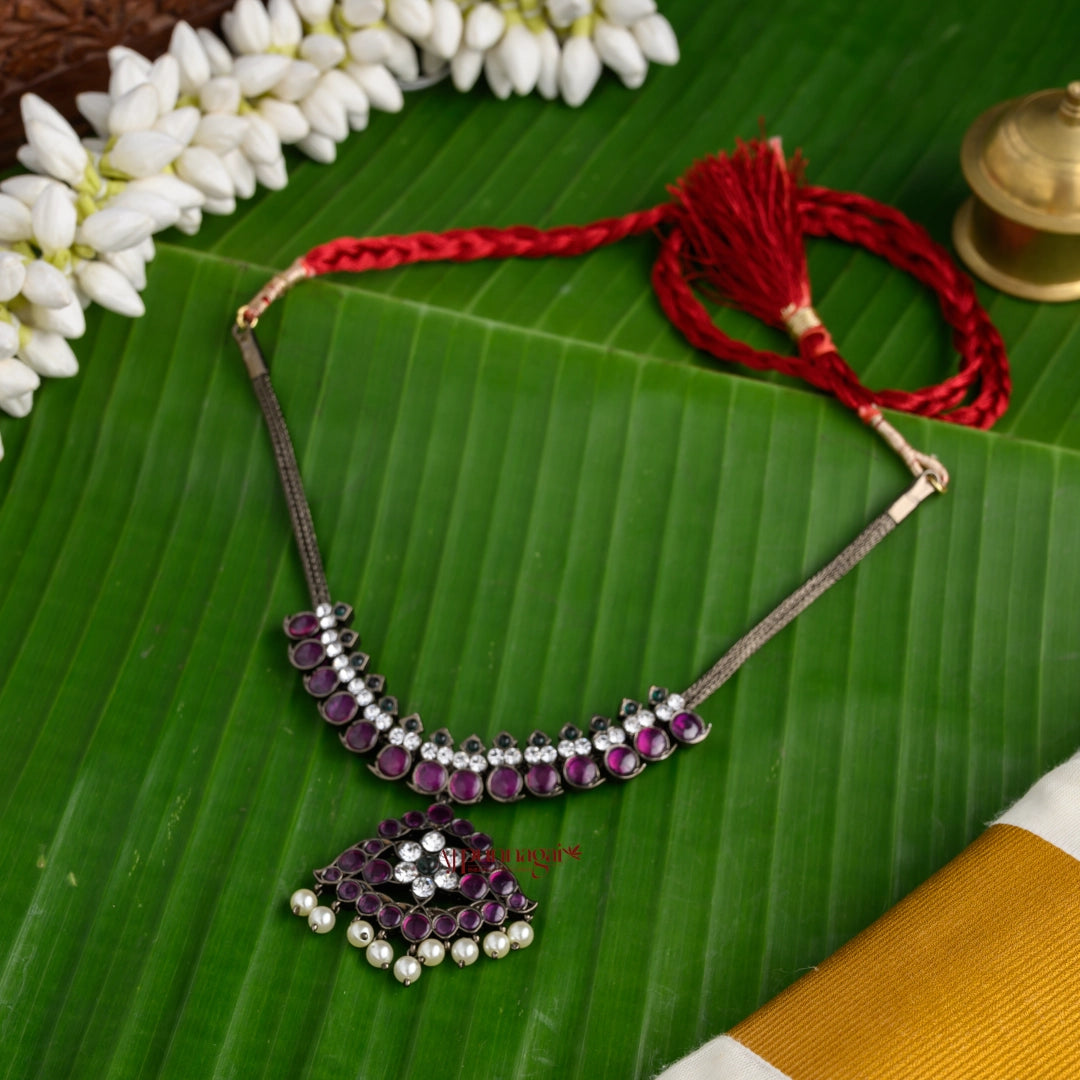 Manga Black Polish Precious Kemp Necklace