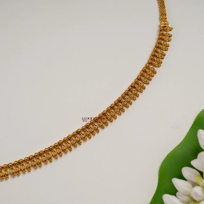 Non Idol Fine Crafted Gold Look Alike Hip Chain