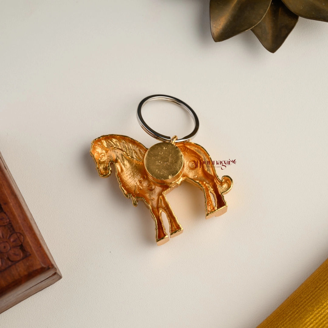 Gold Look Alike Horse Motif Magnetic Brooch