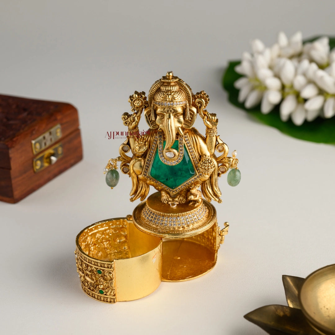 Royal Look Ganesha Kumkum Box - Sea Green
